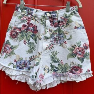 Vintage 90s Frilly Floral White Denim Shorts